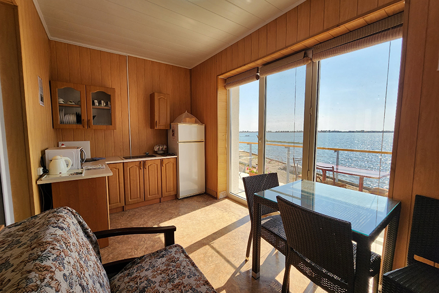 Апартаменты VINO: кухня в номере